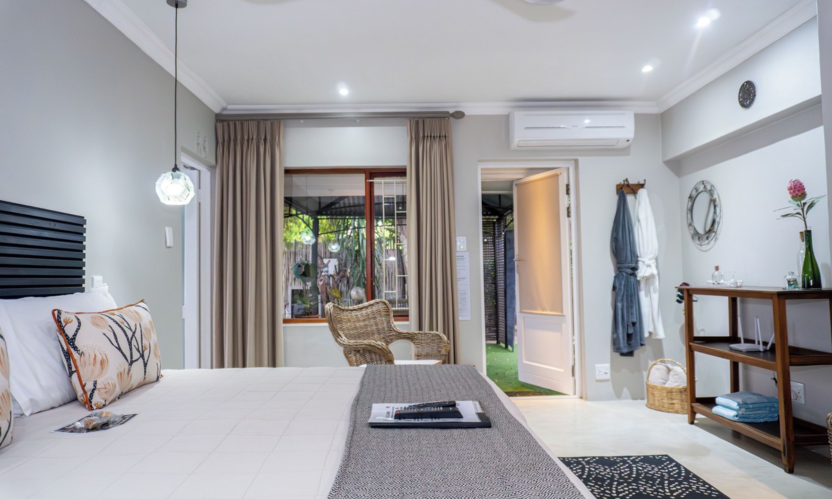 Oudtshoorn Bed & Breakfast | Earthbound B&B
