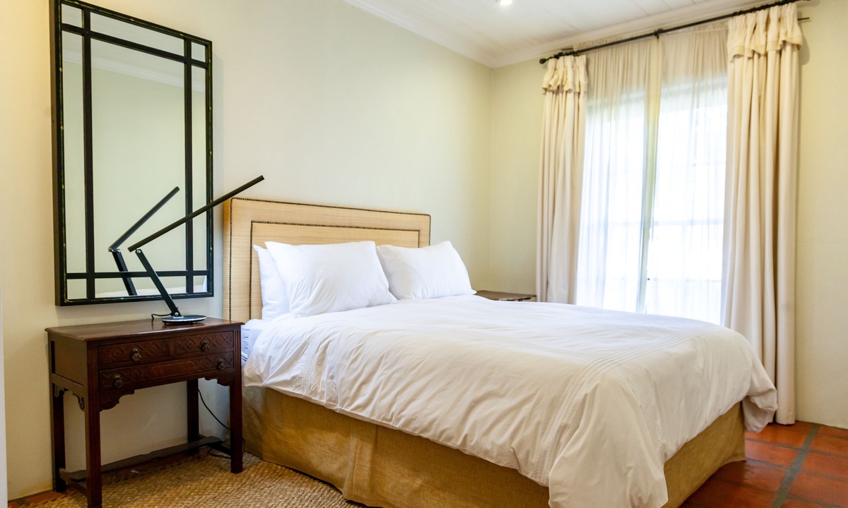 Stellenbosch House | Navarre Farm Cottages