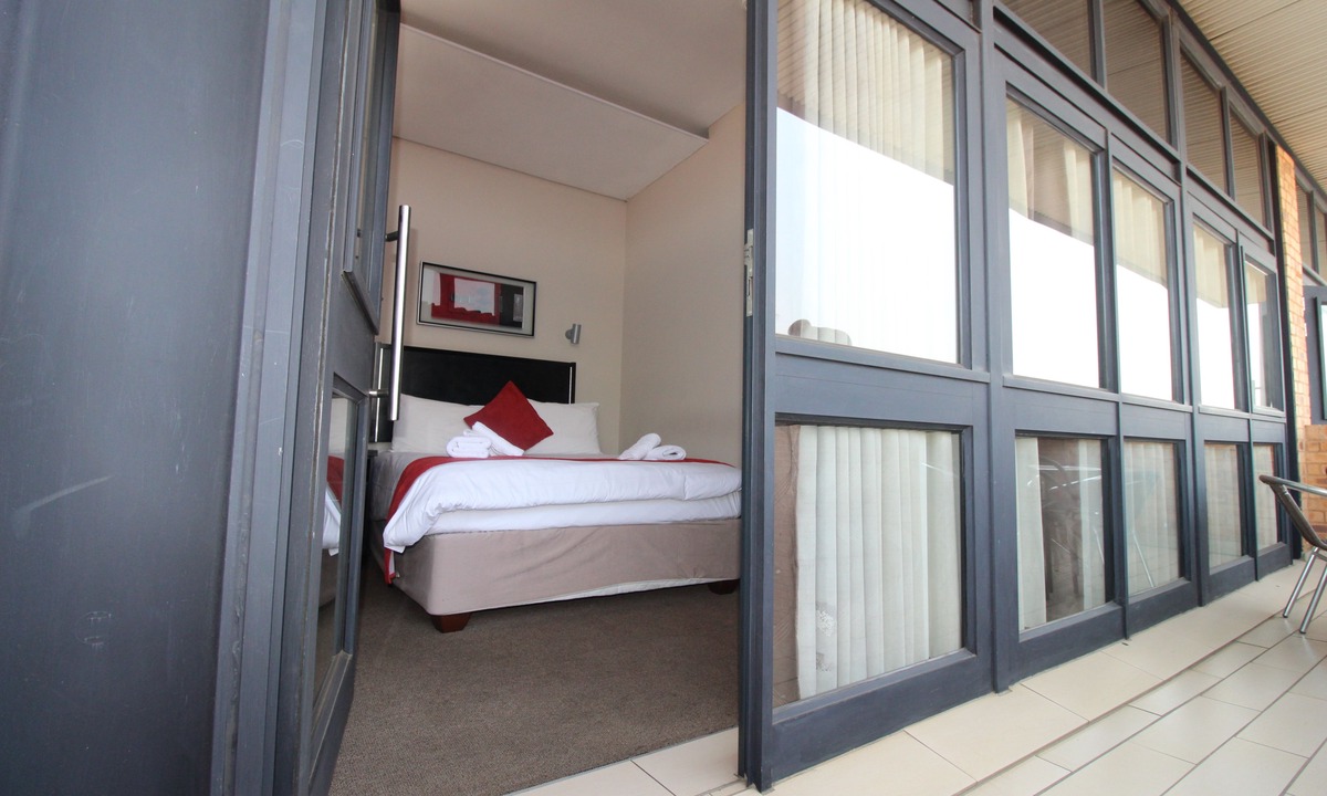 Greater Johannesburg Metropolitan Area Hotel | Alcazaba Lodges