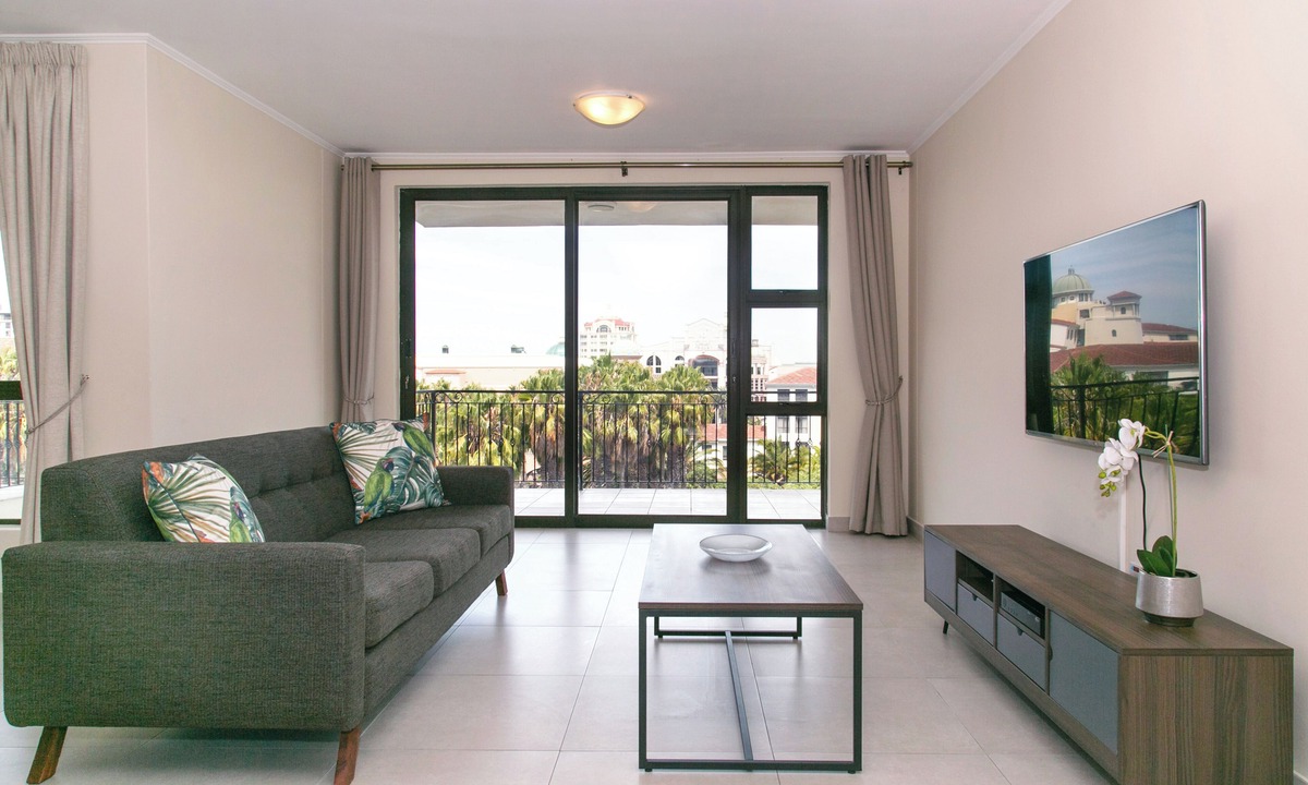 Century City Hotel | Island Club Hotel & Apartments
