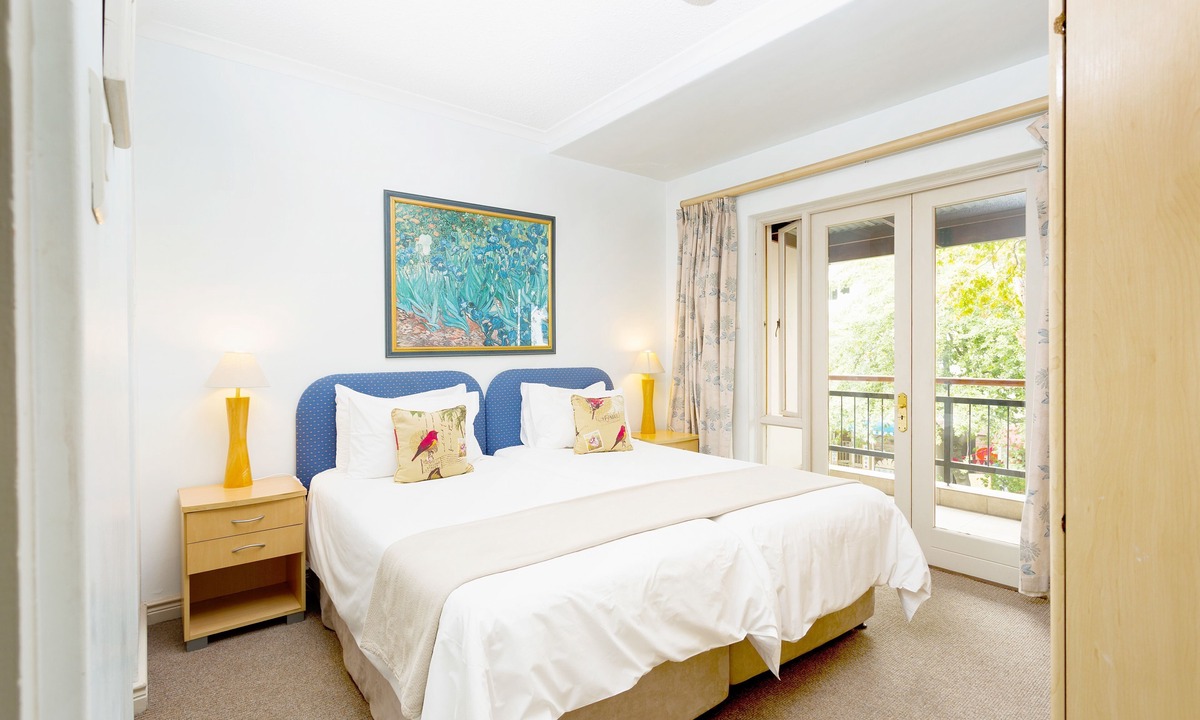 Stellenbosch Central Hotel | The Stellenbosch Hotel
