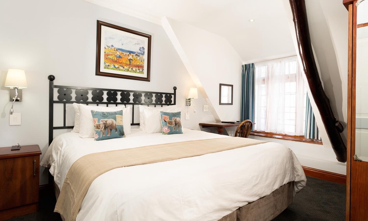 Stellenbosch Central Hotel | The Stellenbosch Hotel