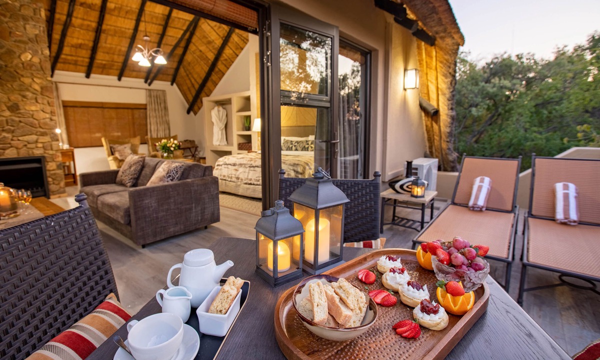 Leeupoort Cabin | Mabula Game Lodge