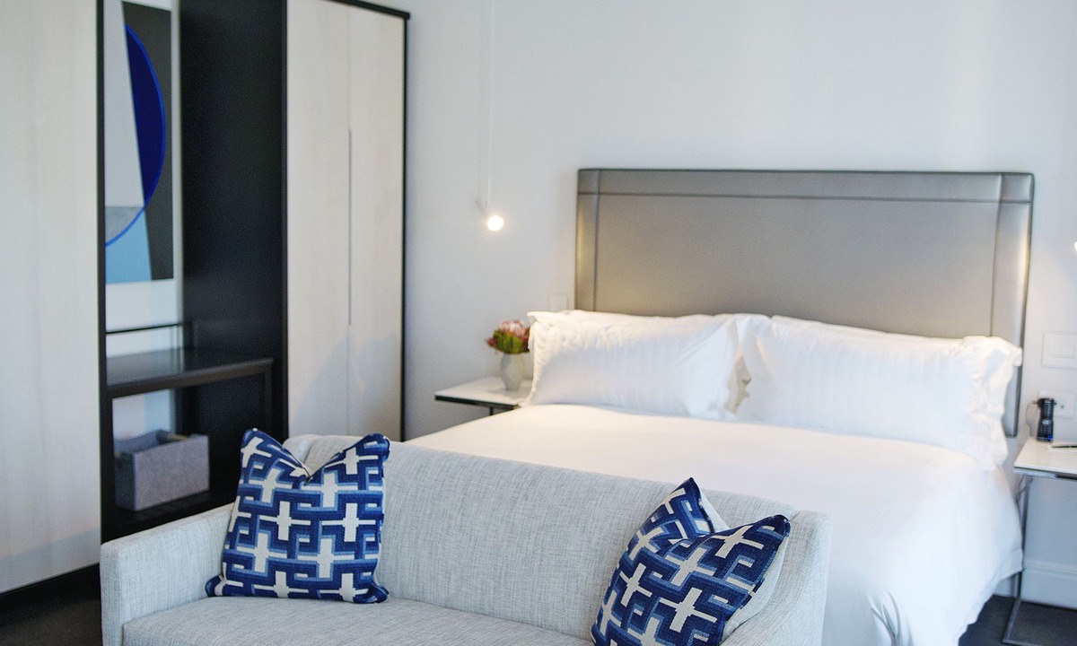 Victoria and Alfred Waterfront Hotel | The Manor House at the Queen Victoria Hotel by NEWMARK