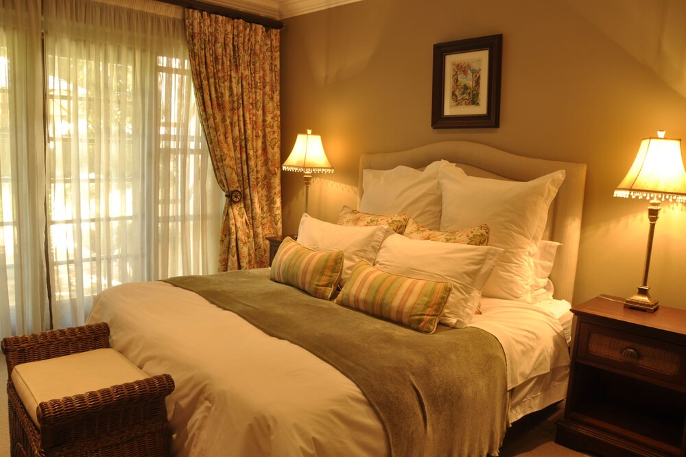 Greater Johannesburg Metropolitan Area Hotel | Hole In One Boutique Hotel