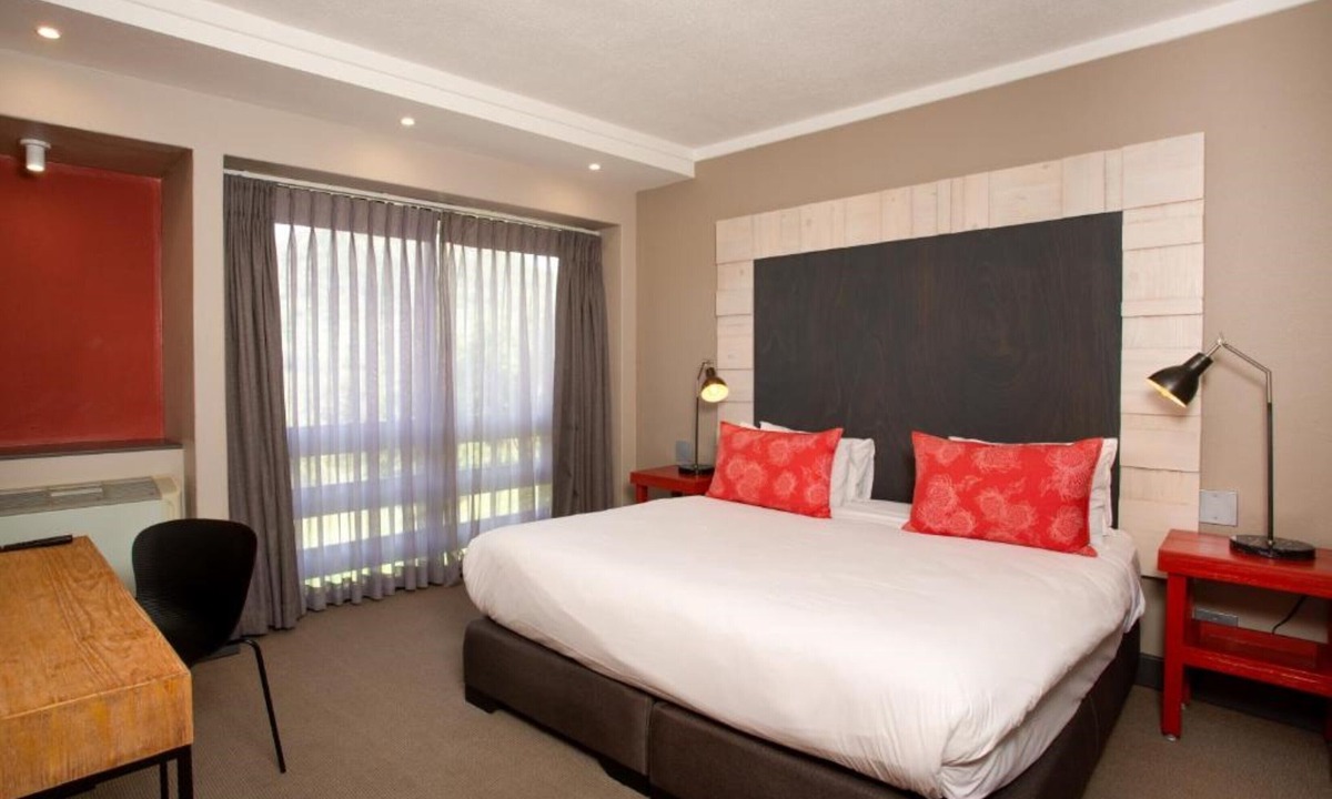 Madeteleli Hotel | 26 Degrees South Bush Boho Hotel