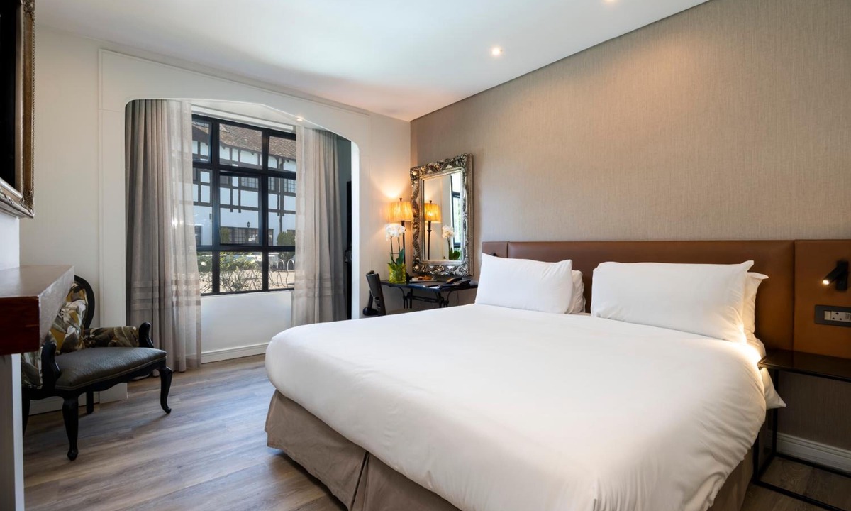 Hilton Hotel | ANEW Hotel Hilton