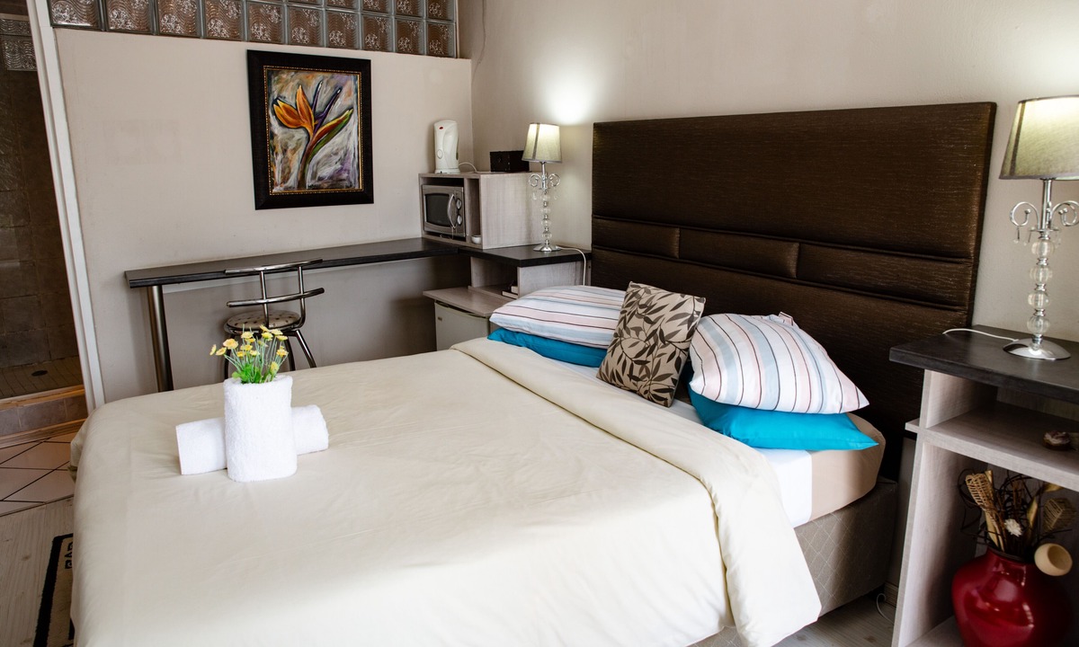 Ficksburg House | Woodpecker Guesthouse