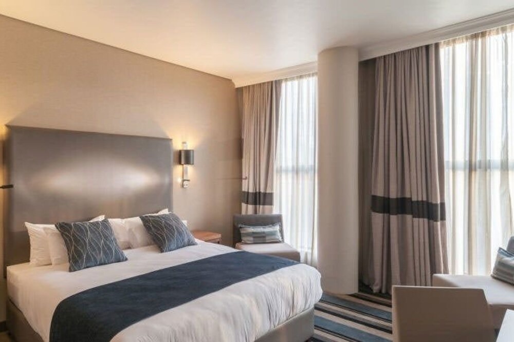Umtata Hotel | Mayfair Hotel