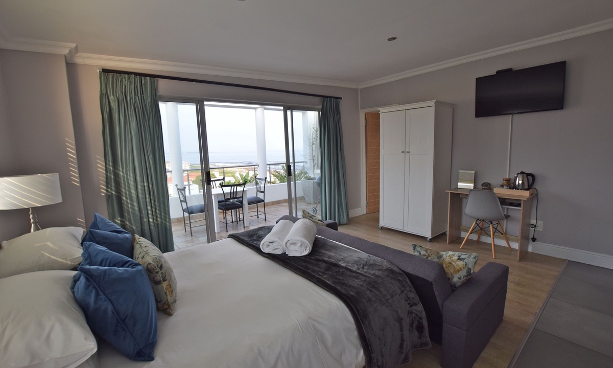 Vermont Apartment | Dolphin House Apartments