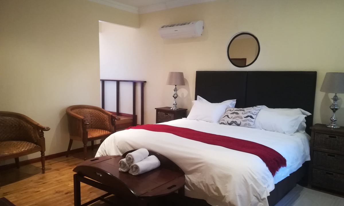 Lanseria Bed & Breakfast | The Moon and Sixpence Garden Guest House