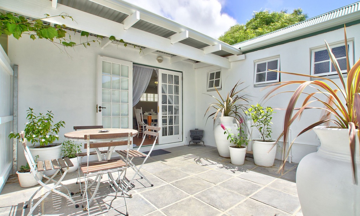 Newlands Cottage | Heritage Cottage beautifully renovated using original features with modern