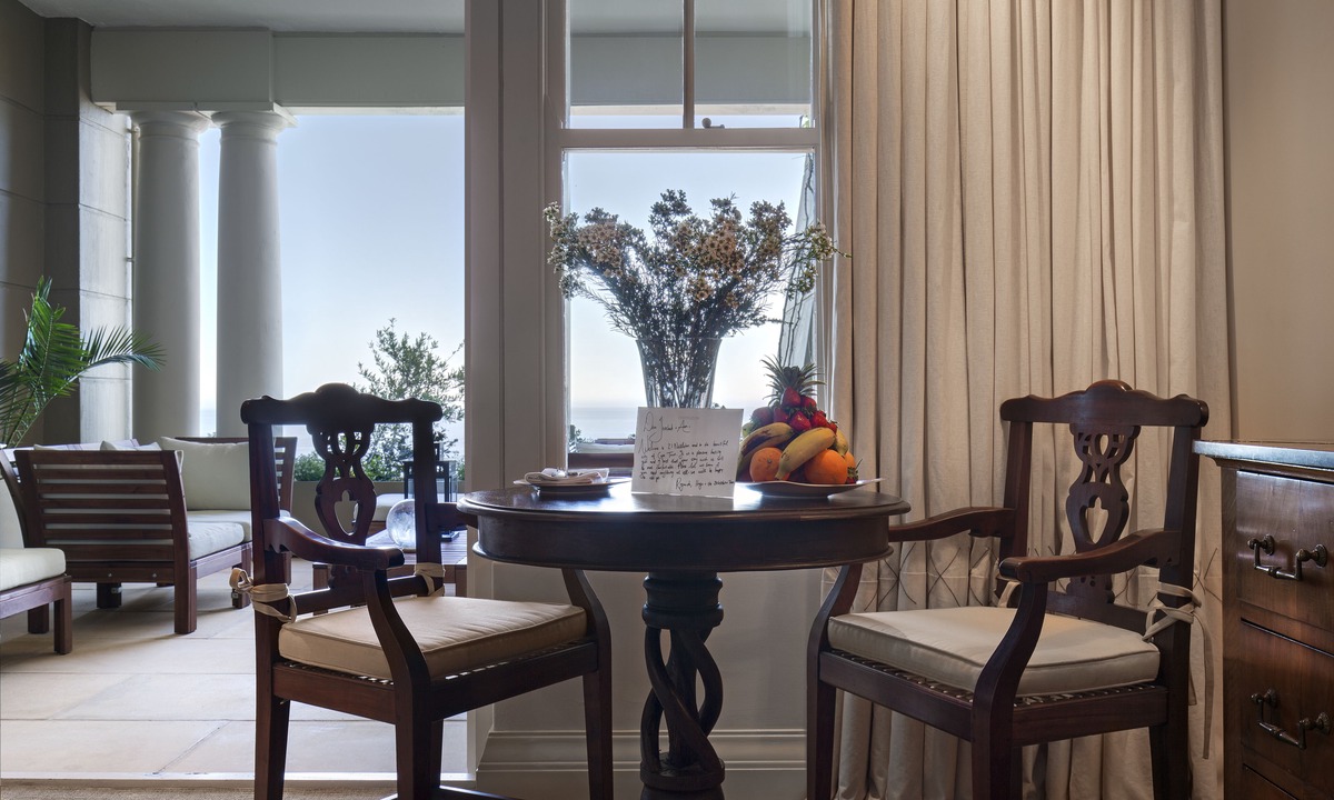 Clifton Hotel | 21 Nettleton