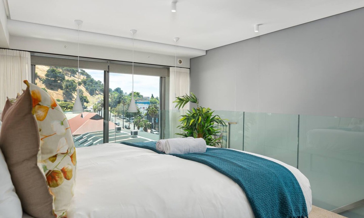 Bo'Kaap Apartment | Stylish 1bed Secure Mountain Views