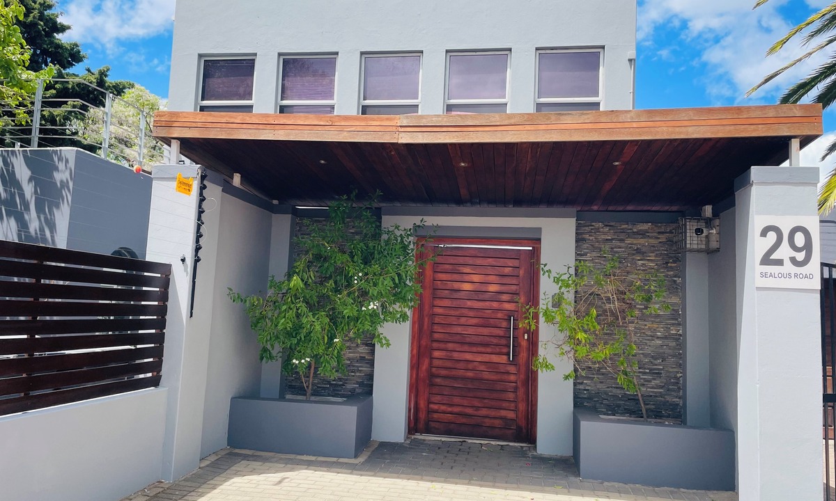 Claremont Hotel | Annika guest house Claremont