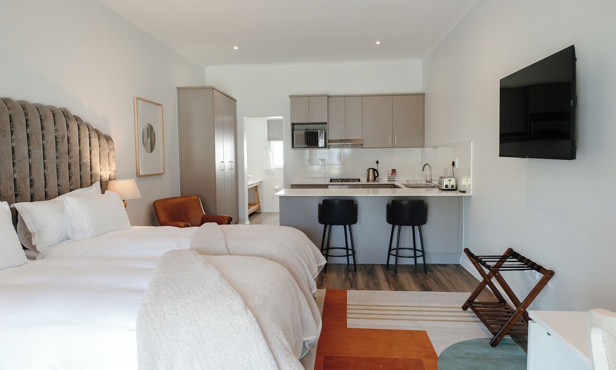 Ladismith Bed & Breakfast | Volstruis Paleis