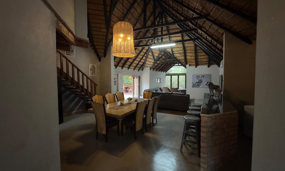 Marloth Park Bed & Breakfast | Singwe Private Safari lodge