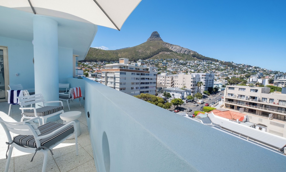 Sea Point Hotel | The Tropicana Hotel