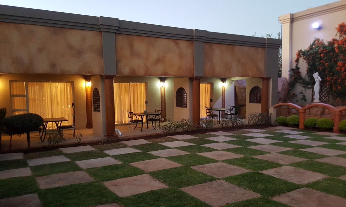 Greater Johannesburg Metropolitan Area House | Homestay Travel Guest House
