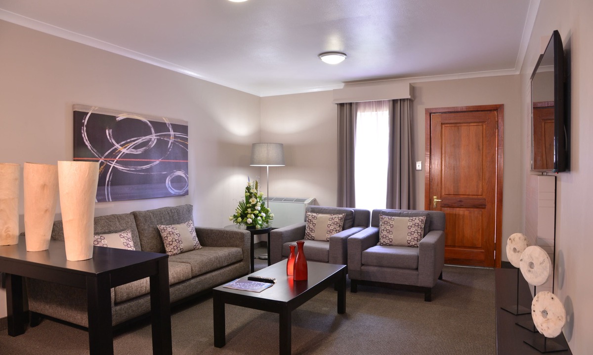 Ekurhuleni Hotel | Birchwood Hotel and OR Tambo Conference Centre