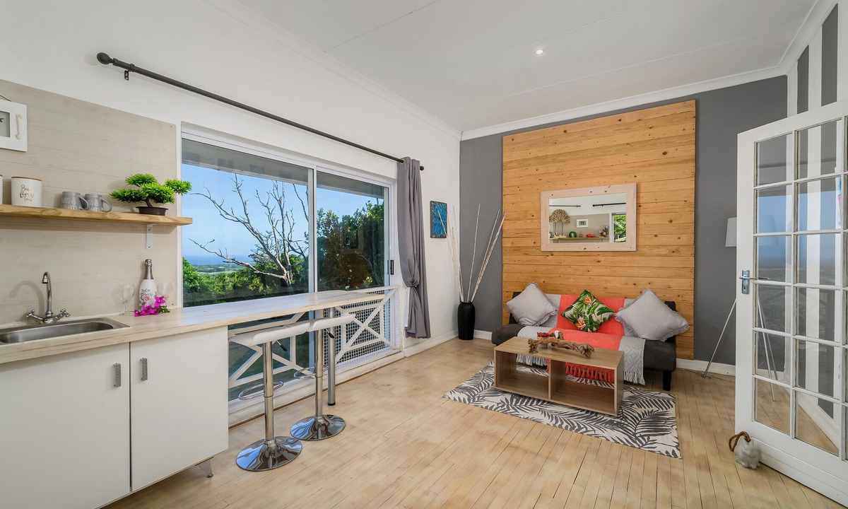 Port Elizabeth House | 302 On Old Seaview Road Chelsea