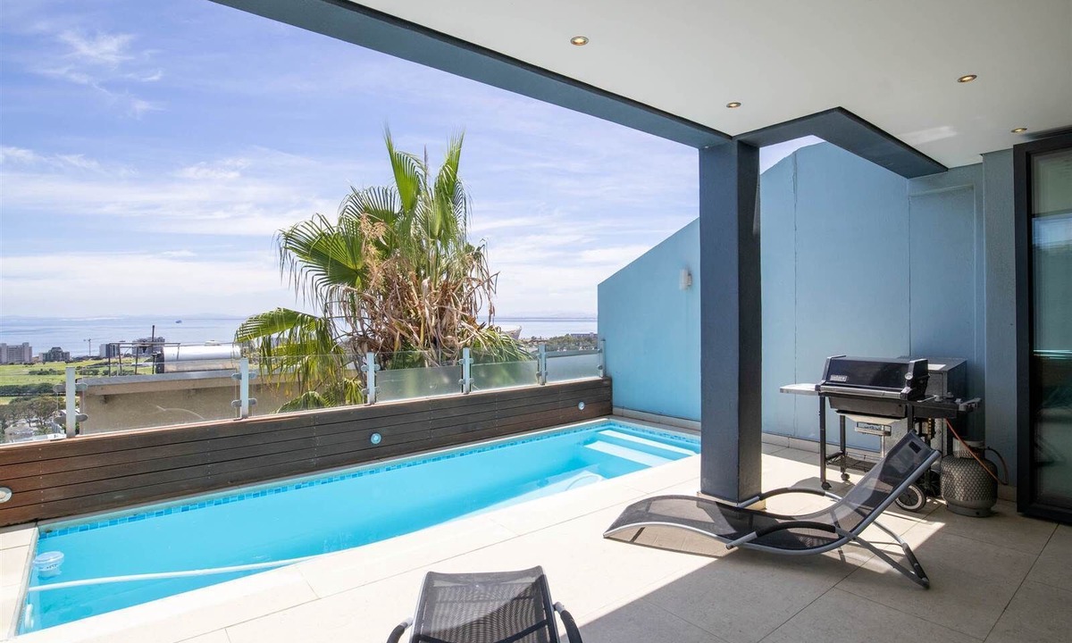 Green Point House | Ocean View 3-bedroom house Green Point Cape Town