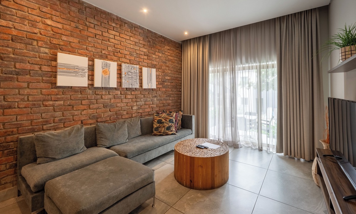 Ekurhuleni Hotel | ANEW Hotel & Convention Centre OR Tambo
