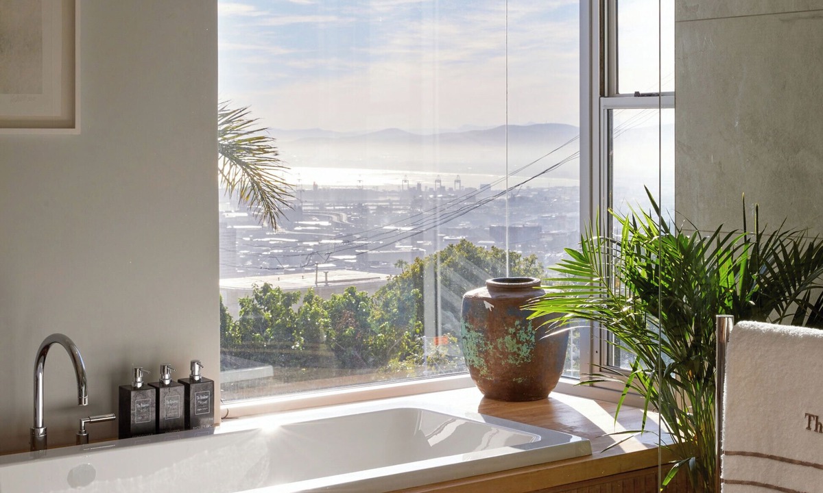Cape Town City Centre Hotel | Atzaró Cape Town