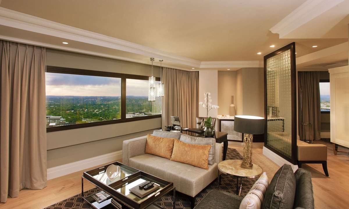Greater Johannesburg Metropolitan Area Hotel | Sandton Sun & Towers