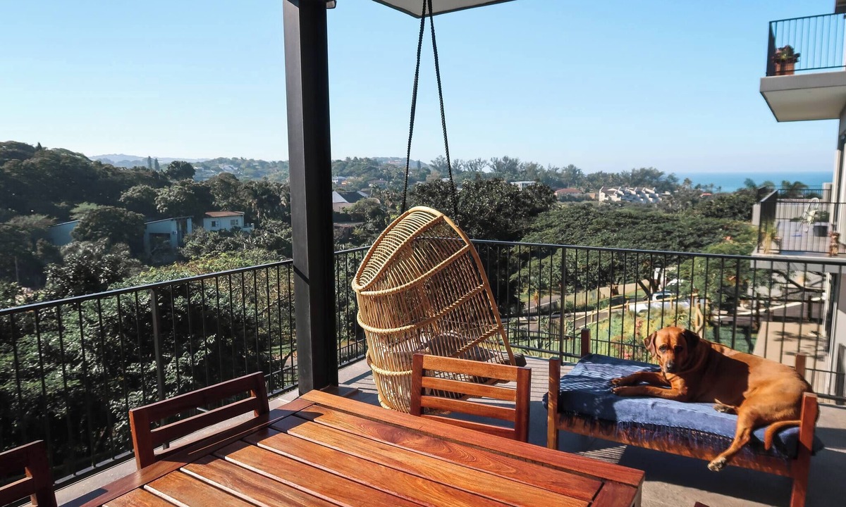 Umhlali Beach House | Coral House - Staynest Guesthouse