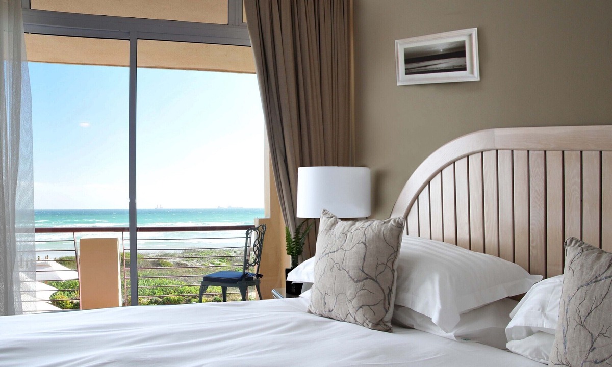 Lagoon Beach Apartment | Leisure Bay
