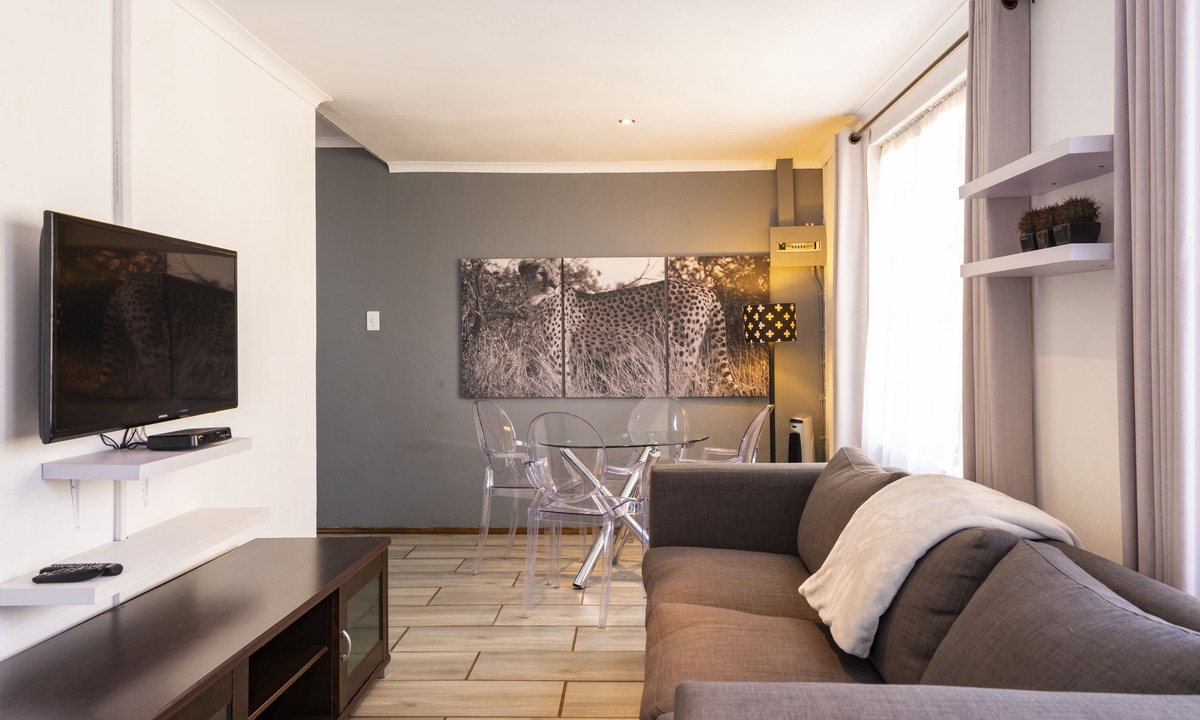Hluhluwe House | Ama Zulu Guesthouse and Safaris