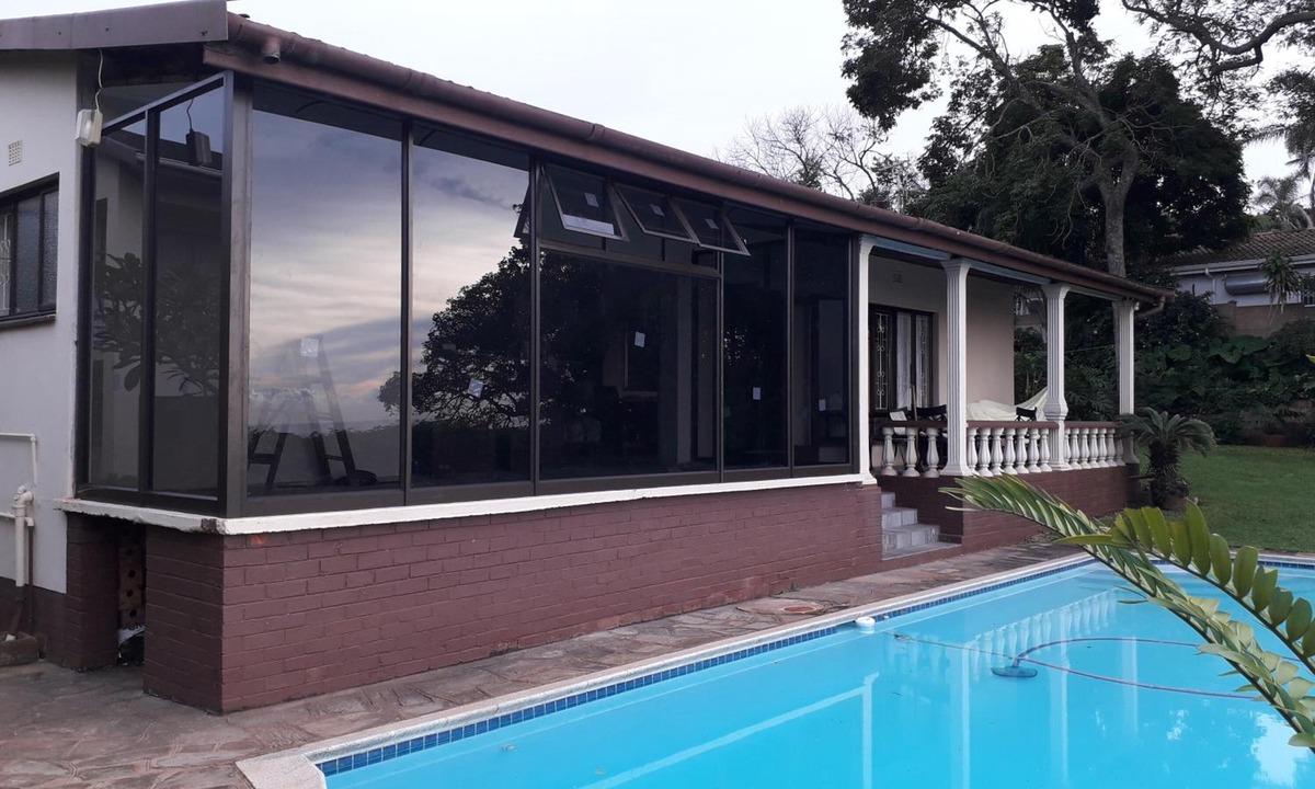 Illovo Beach Bed & Breakfast | Birdcage B and B