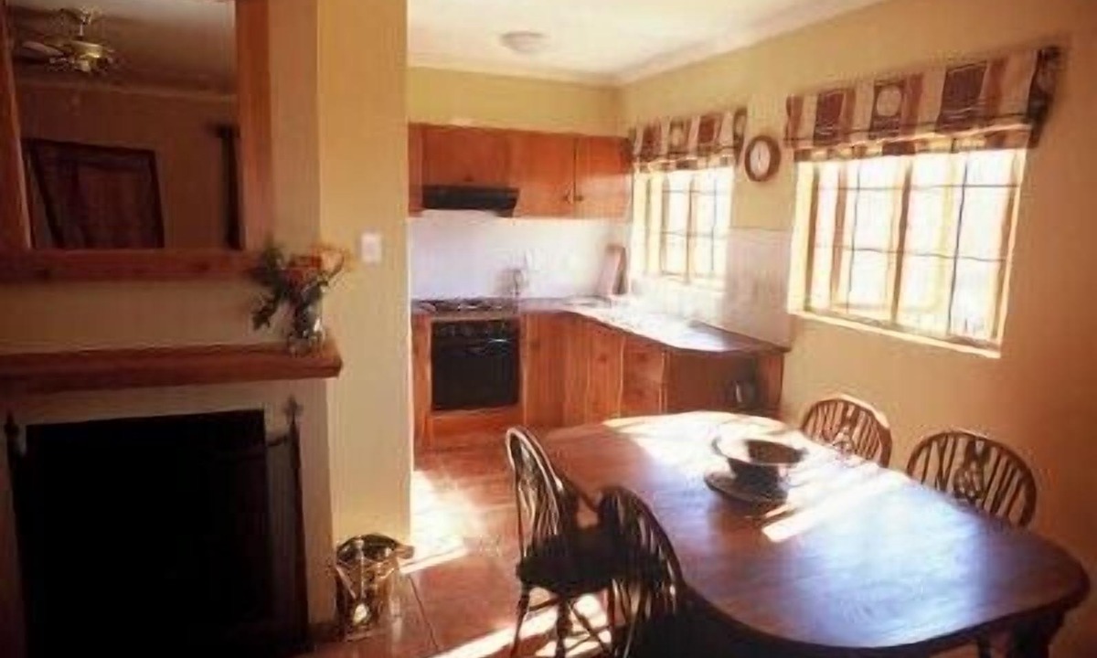 Clarens House | Red Mountain House