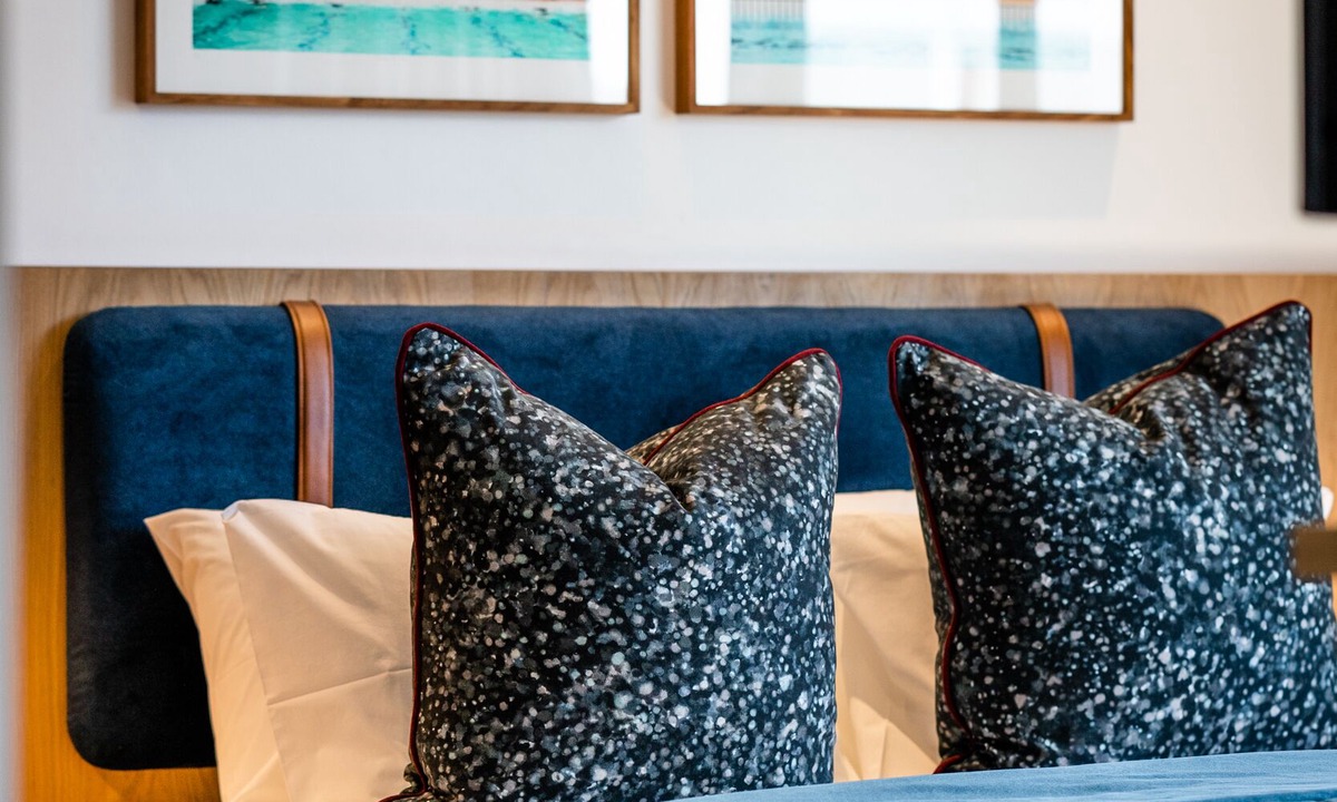 Fresnaye Apartment | Sea Point Escapade | 2 BD Apartment Latitude