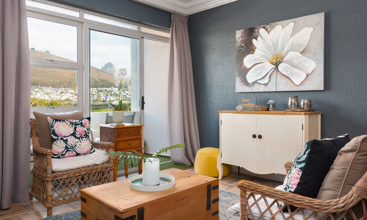Mouille Point Apartment | Mouille Point Studio with Breathtaking Views