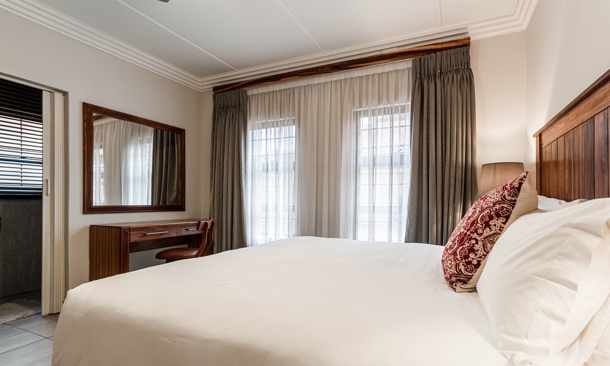 Potchefstroom Apartment | Camelot Guest House & Apartments