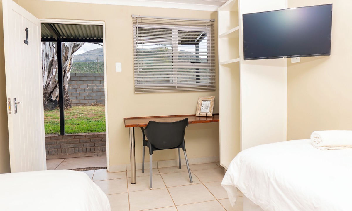 Komani Apartment | Amberdale Estate Self Catering