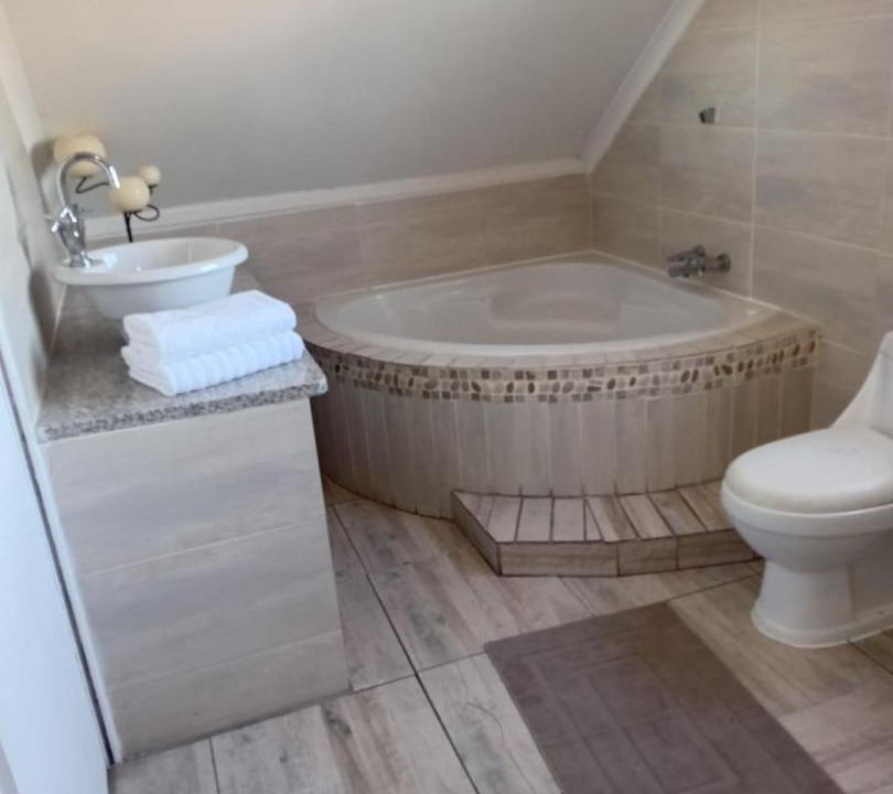 Redhill House | Berrys holiday home