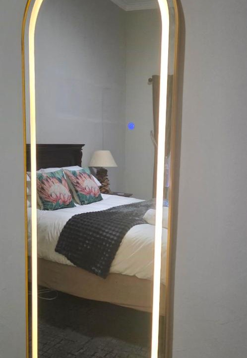 Komani Apartment | 5Res Stay