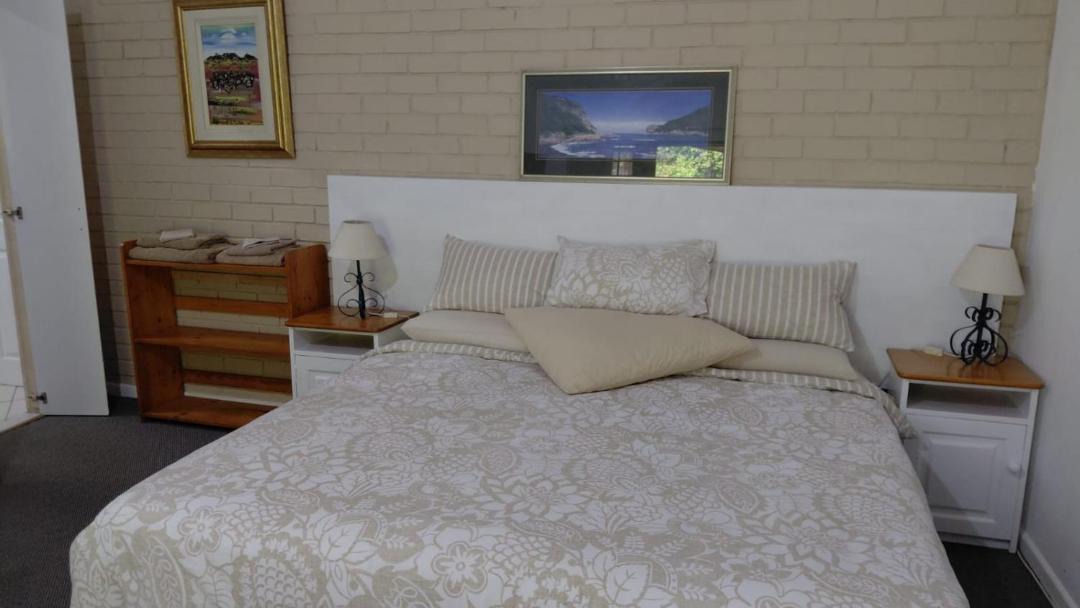 Hunter's Home Apartment | Sunbird Studio