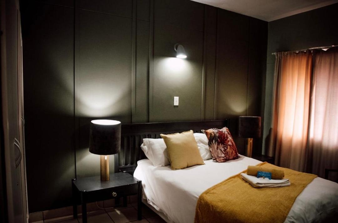 Tsantsabane Hotel | Postmasburg hotel