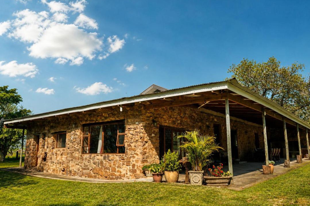 Umshwathi House | Overstone Cottages
