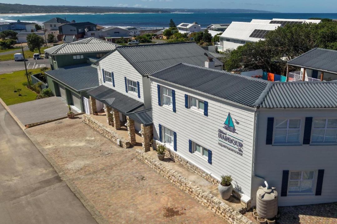 Still Bay Hotel | Stilbaai Harbour Inn
