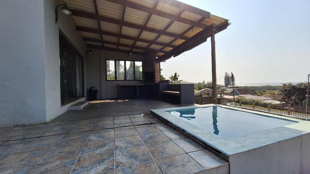 Pumula House | Oceans Rise 10-Sleeper Coastal Family Home in Pumula, KZN South Coast