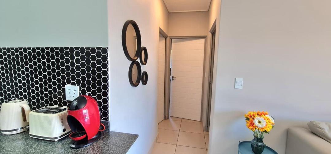 Nelspruit Hotel | Convenient Corner 4 8 GreenValley
