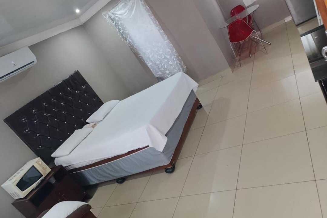 Hlabisa Hotel | nethezeka guest house