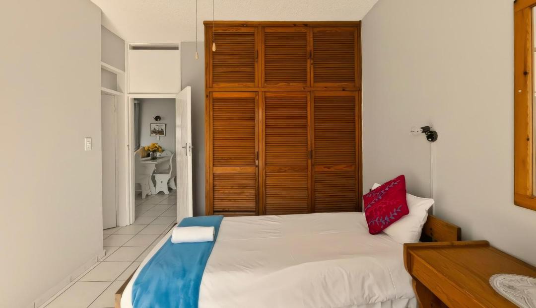 Margate Beach Apartment | Seagull 101