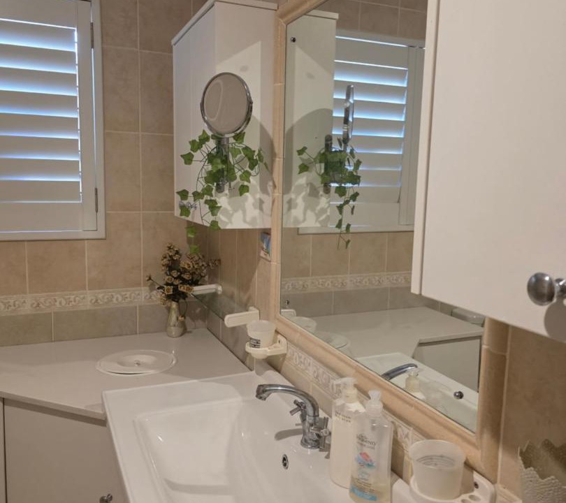 Redhill Bed & Breakfast | Peony Place P2
