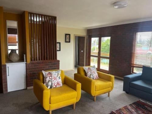 Flamingo Vlei Hotel | The Cape nest Guesthouse
